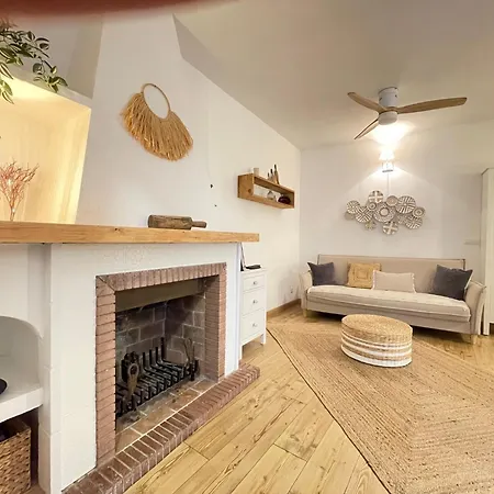 Nidos Apartments, * フリヒリアナ